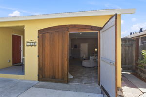  Photo 38