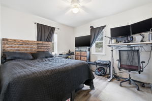 16 1981 Ruth Dr