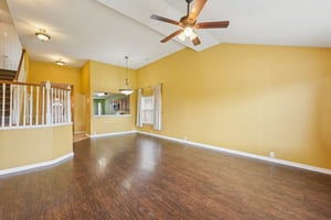 Juniper Berry Dr-2306-008.jpg