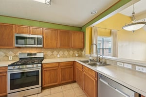 Juniper Berry Dr-2306-012.jpg