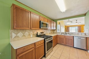 Juniper Berry Dr-2306-013.jpg