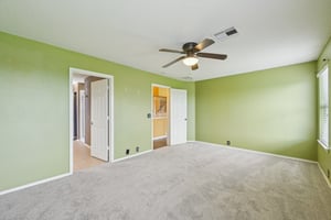 Juniper Berry Dr-2306-020.jpg