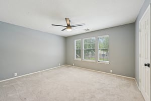 Juniper Berry Dr-2306-025.jpg