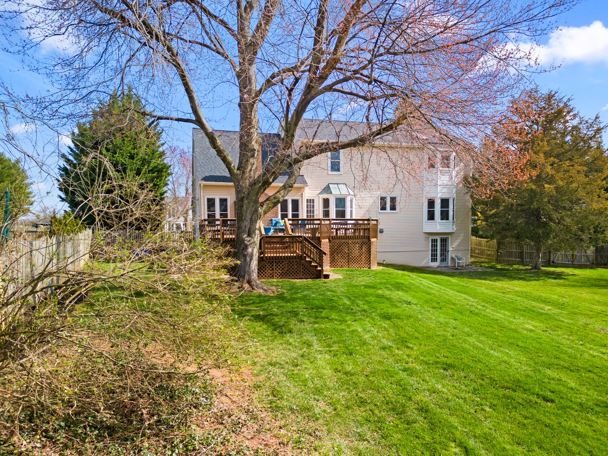 57. 19812 Meredith Dr.jpg