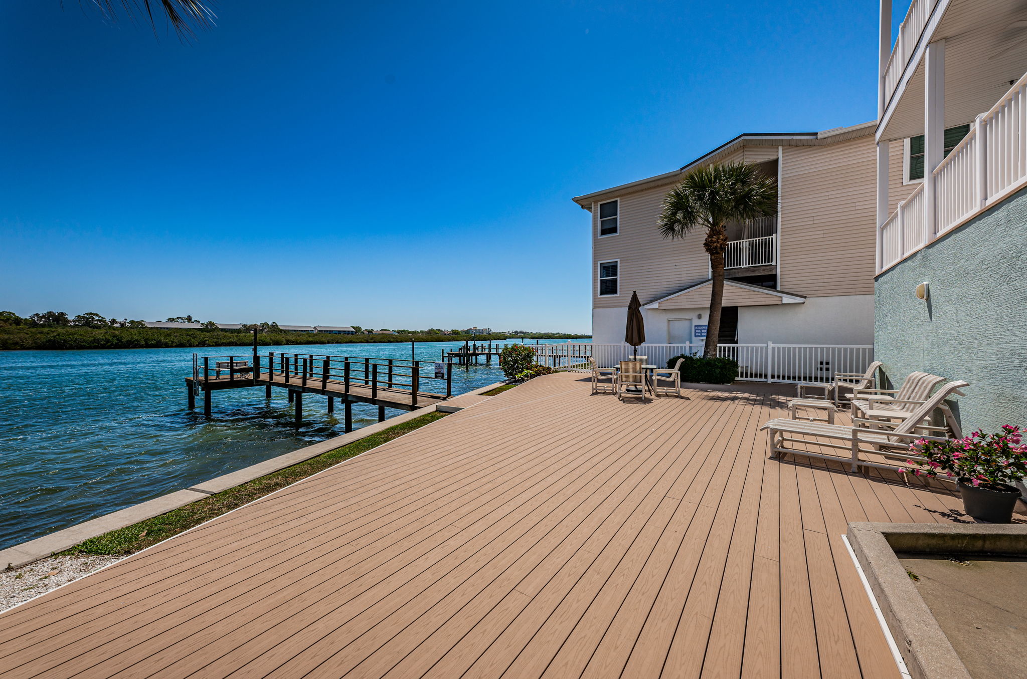 Palm Beach Deck 1