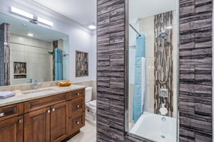 Bathroom 2a