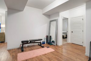  Photo 37