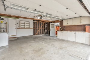  Photo 34