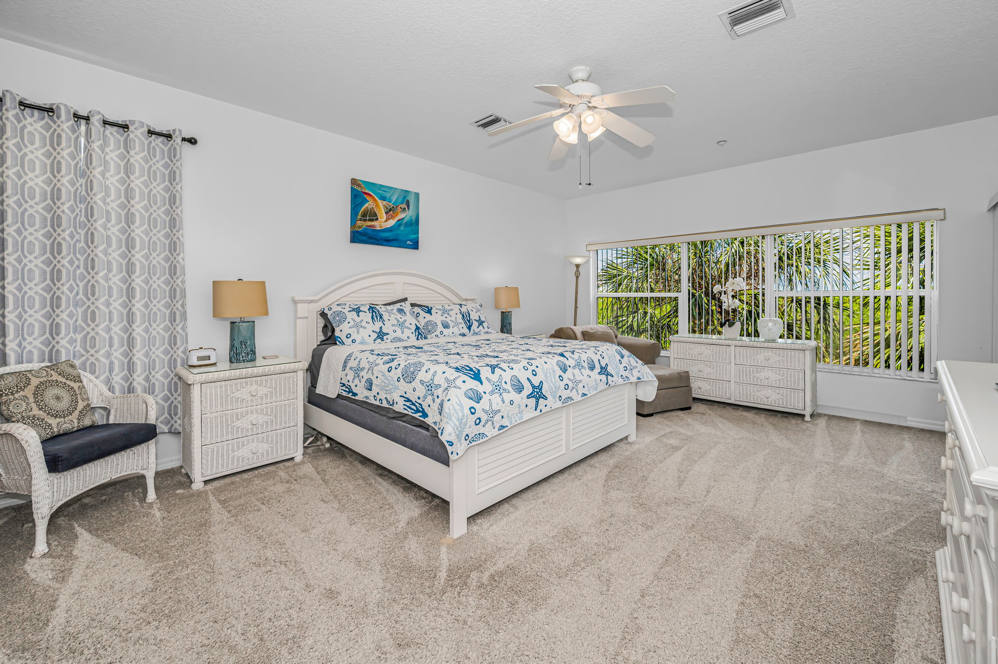 Primary Bedroom1a