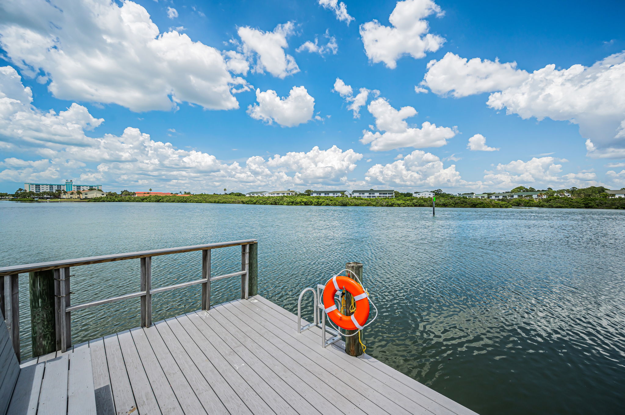 20-Dock