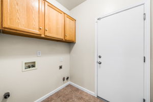  Photo 34