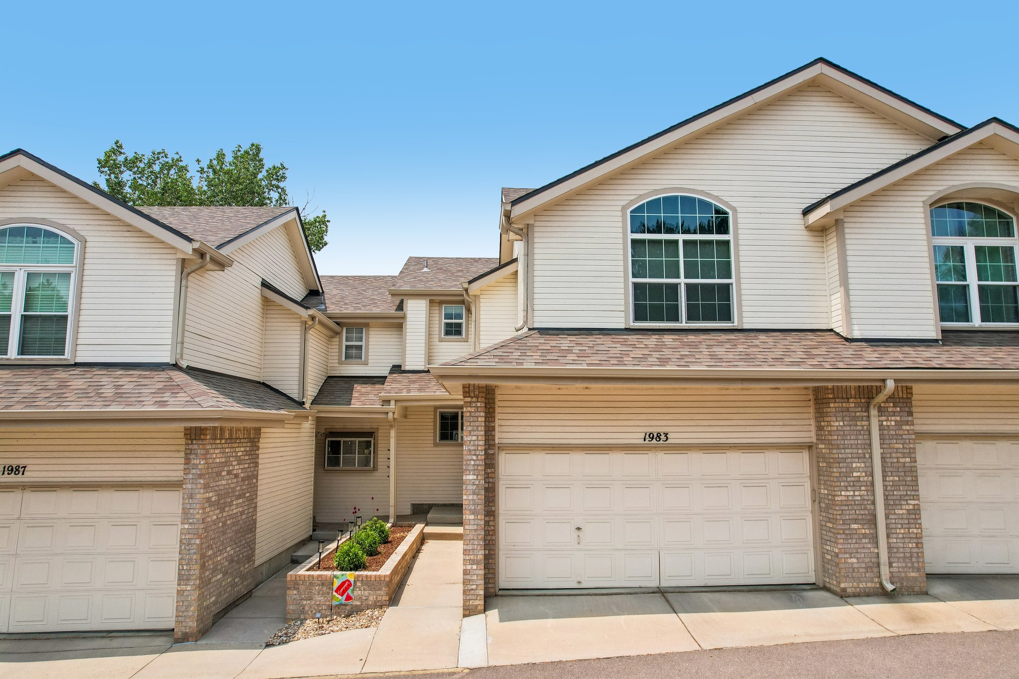 S Xenia Way-S2406-001.jpg