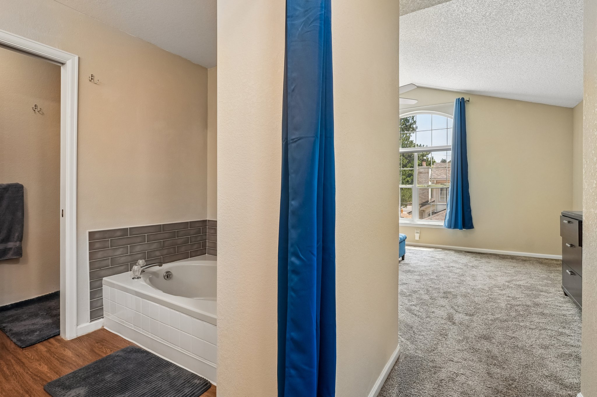 S Xenia Way-S2406-022.jpg