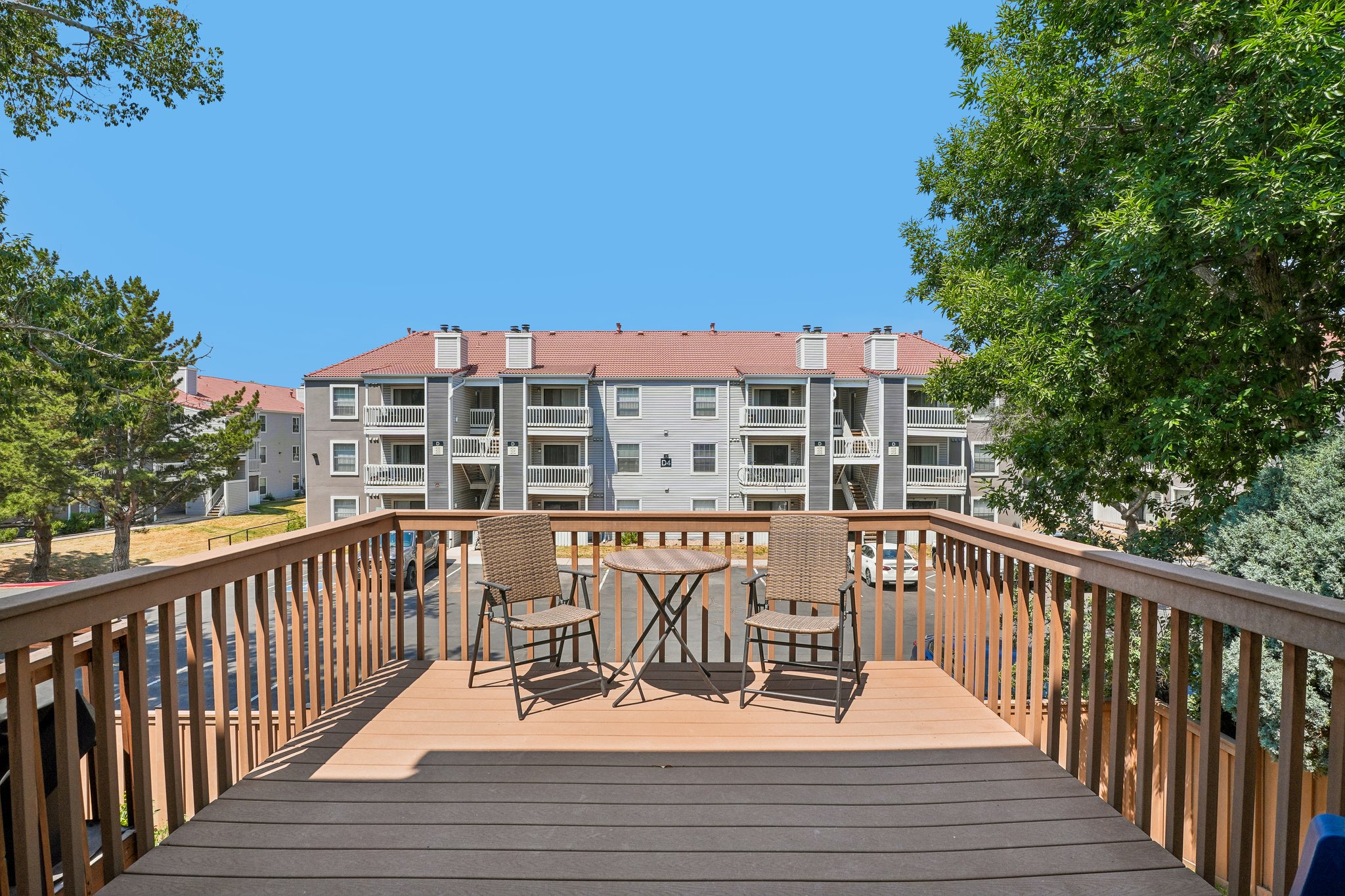 S Xenia Way-S2406-040.jpg
