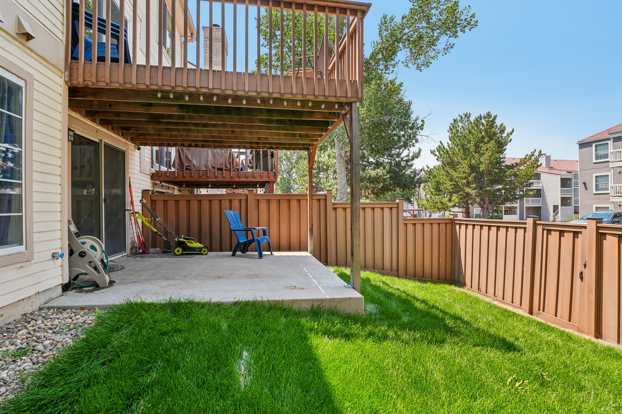 S Xenia Way-S2406-043.jpg