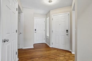 S Xenia Way-S2406-004.jpg