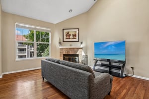 S Xenia Way-S2406-008.jpg