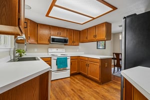 S Xenia Way-S2406-017.jpg