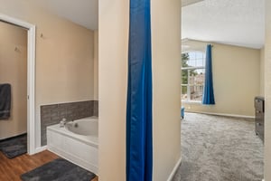 S Xenia Way-S2406-022.jpg