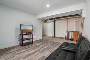 S Xenia Way-S2406-039.jpg