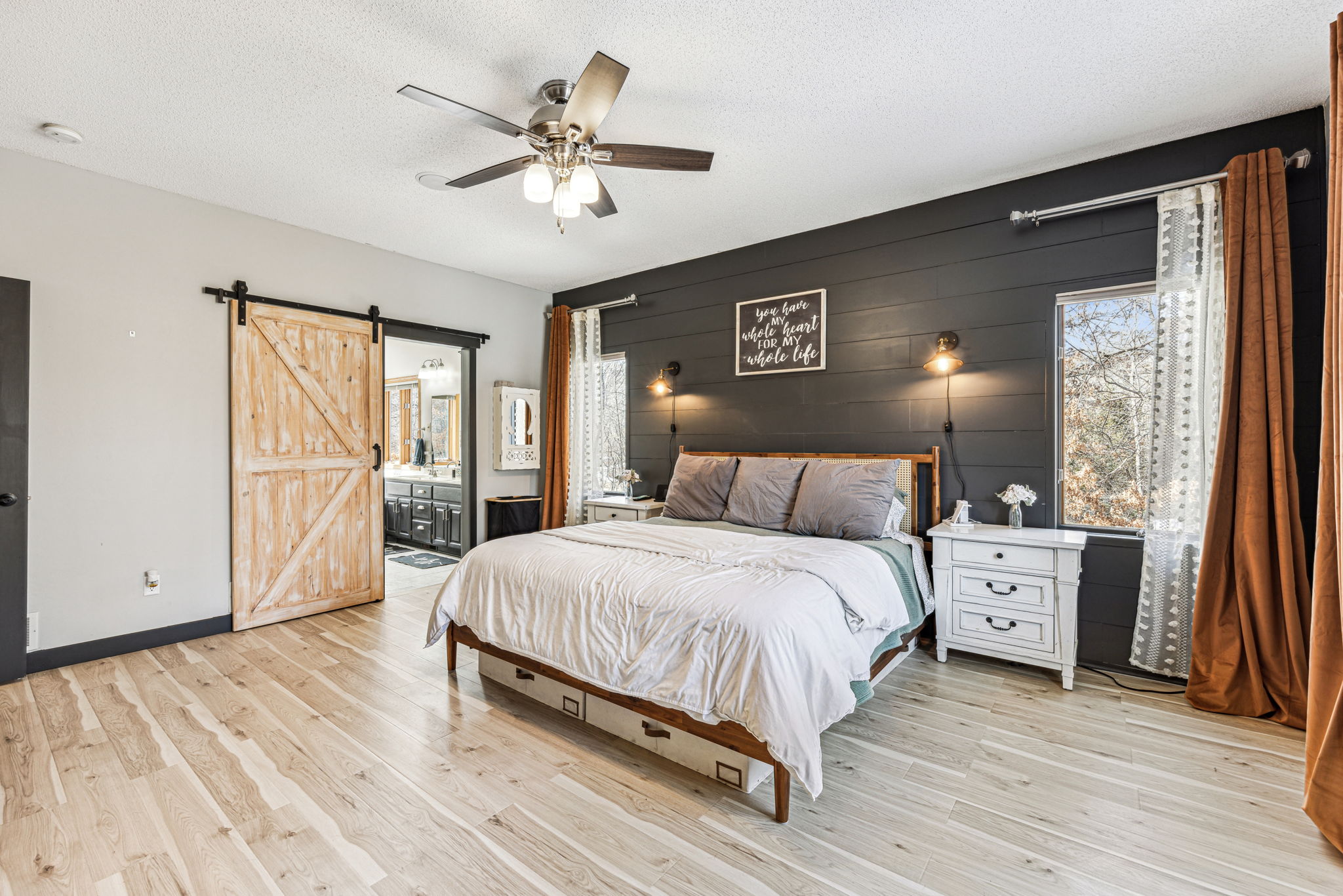 14_Interior