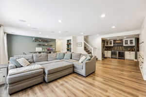 21_Interior