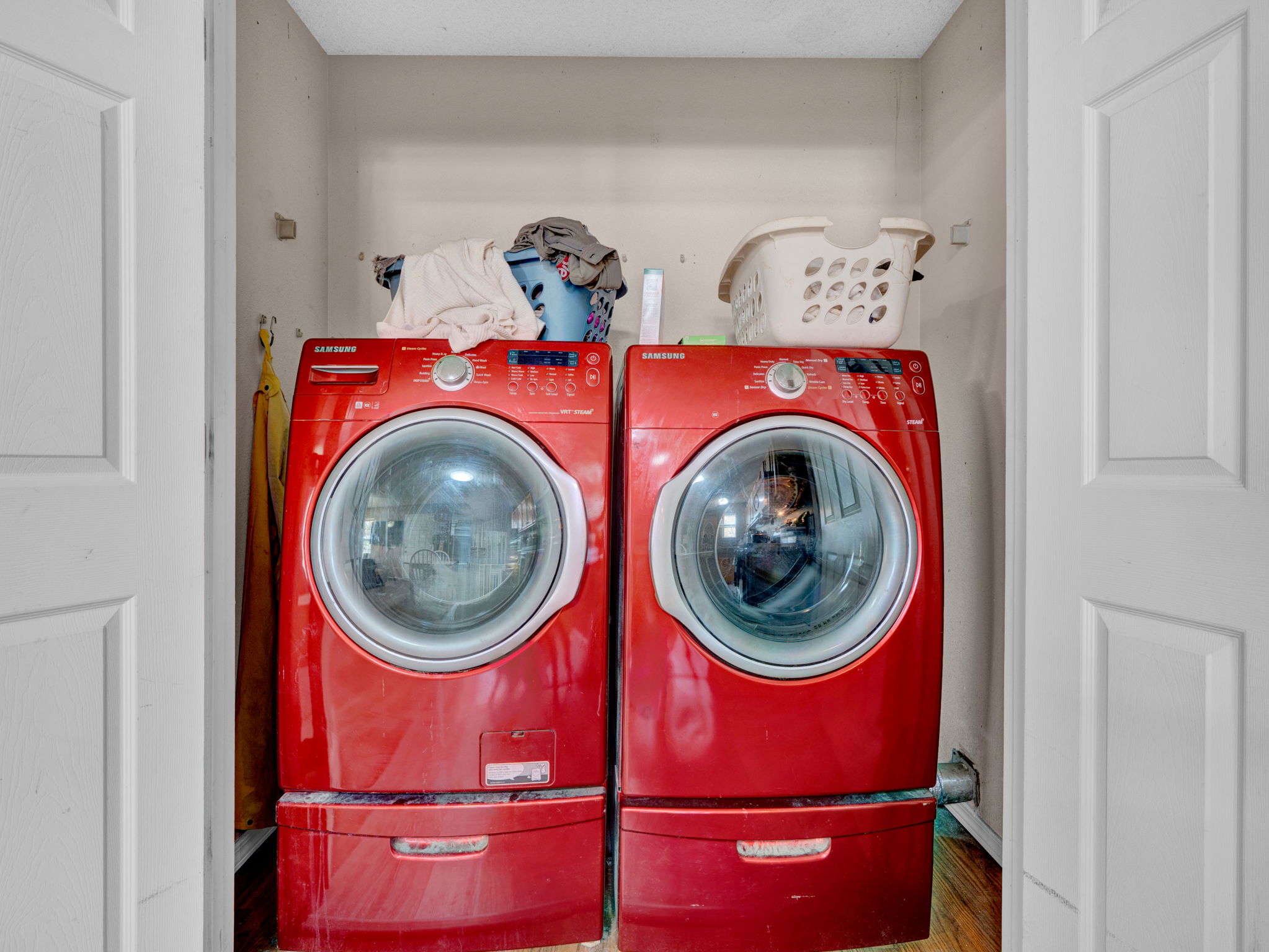 1984 Ambassador Dr 18