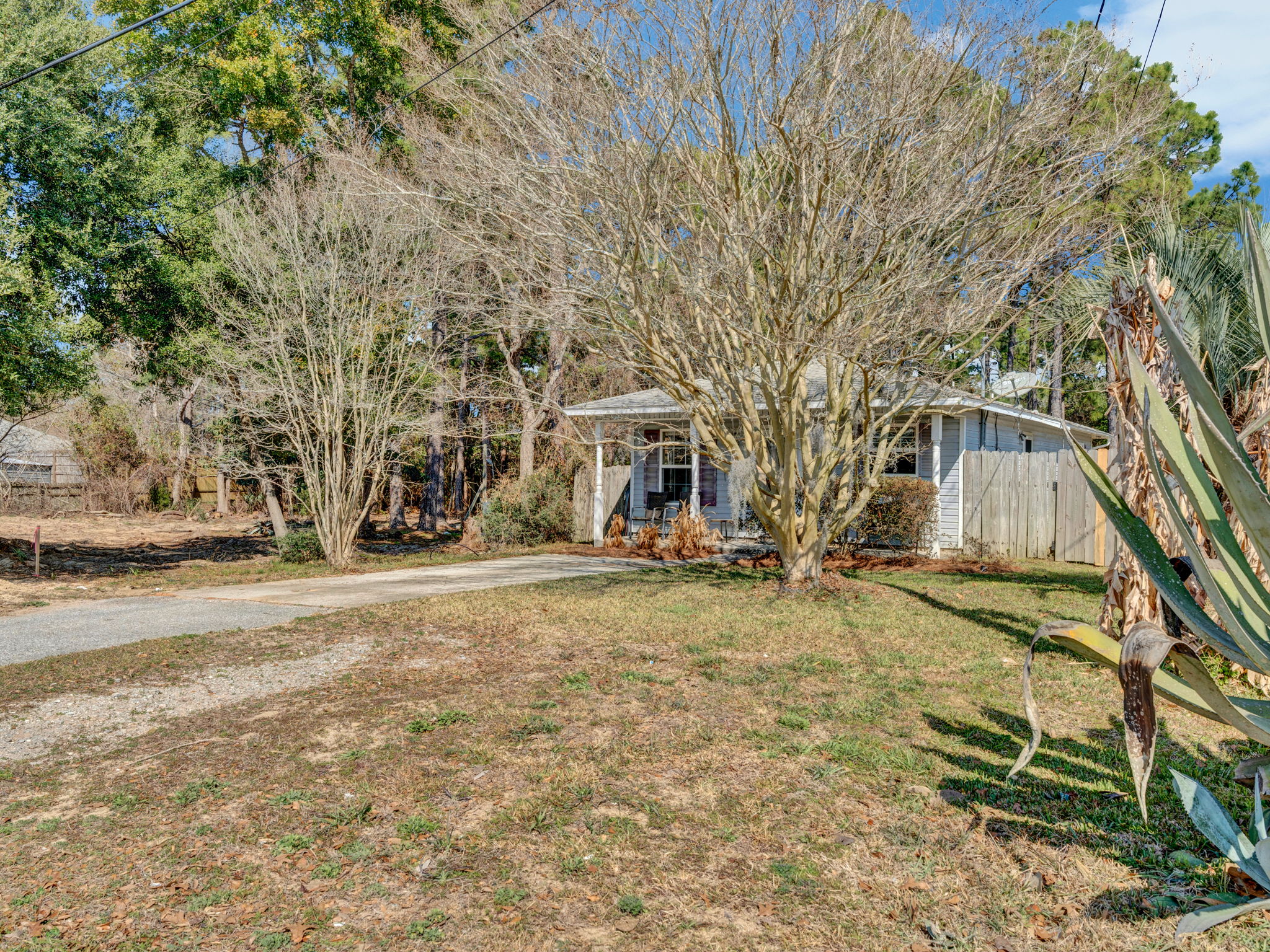 1984 Ambassador Dr 20