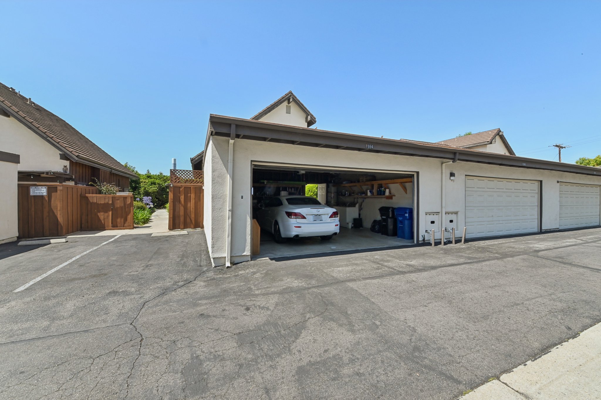 Mt Shasta Dr-S0407-045.jpg