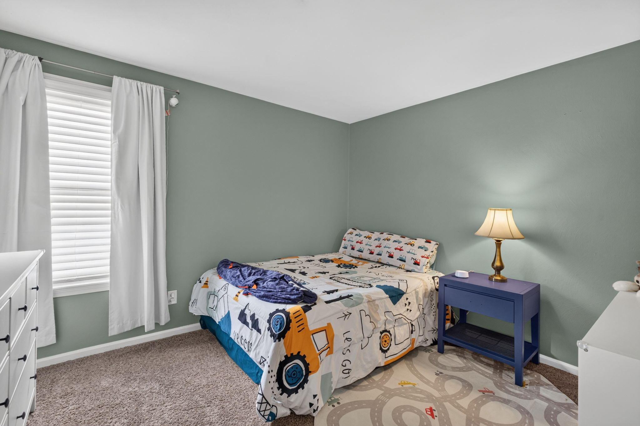 Guest Bedroom #2 - 2nd Floor
