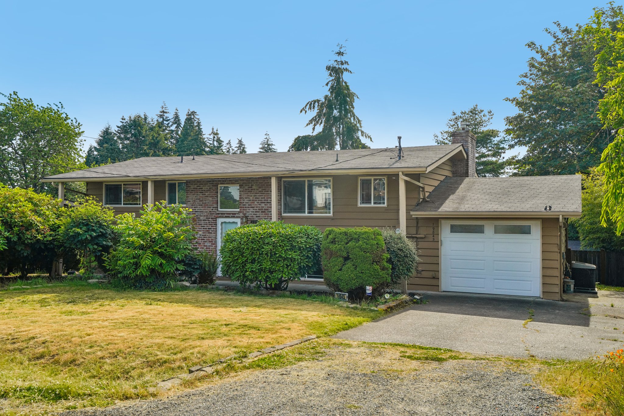 105th Ave-S1606-003.jpg
