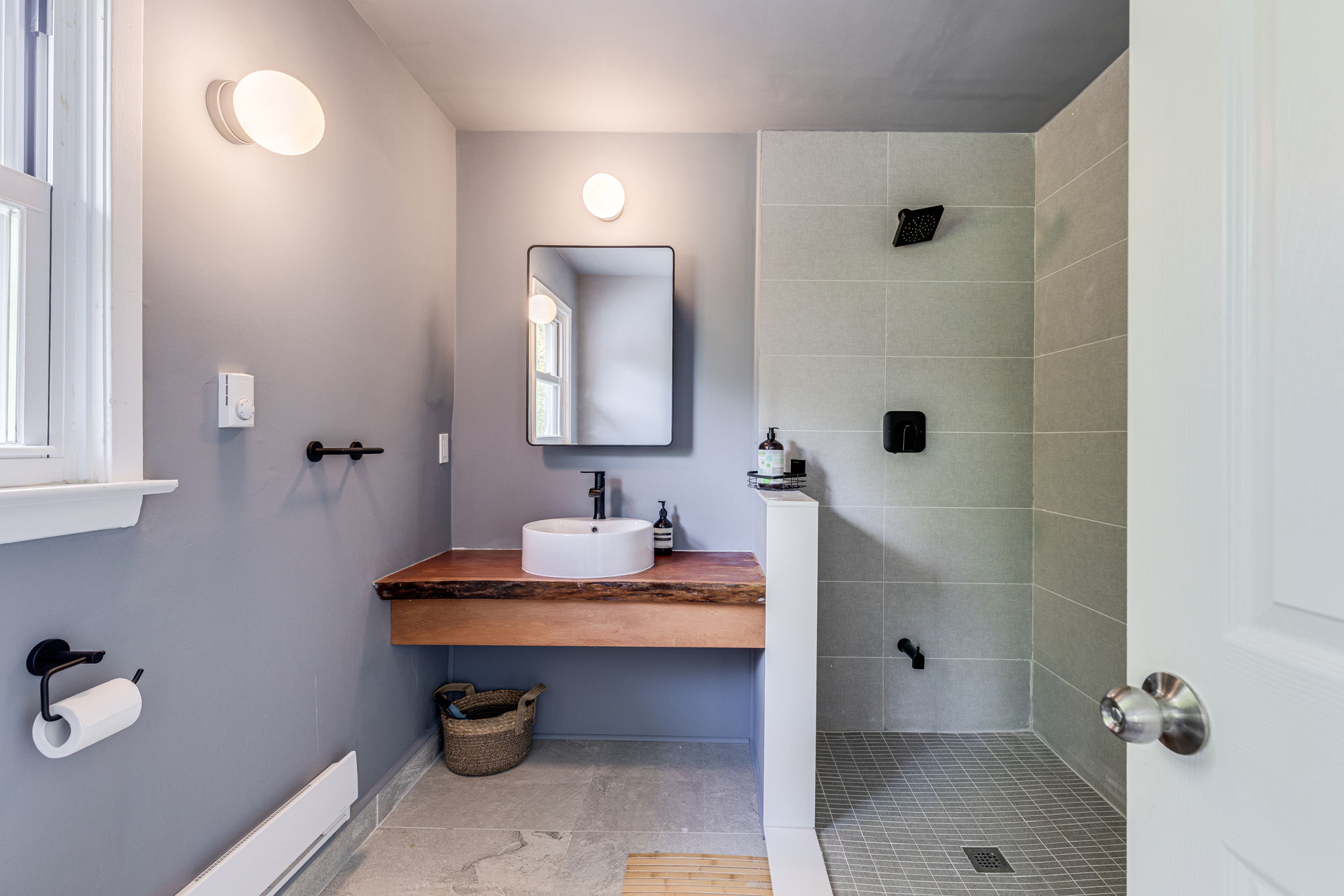 Alton property showcase — delivered property photograph 24