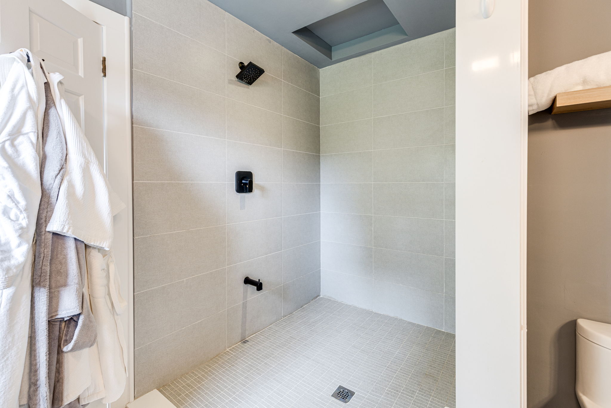 Alton property showcase — delivered property photograph 35