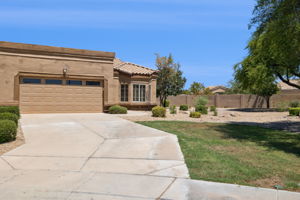  Photo 0