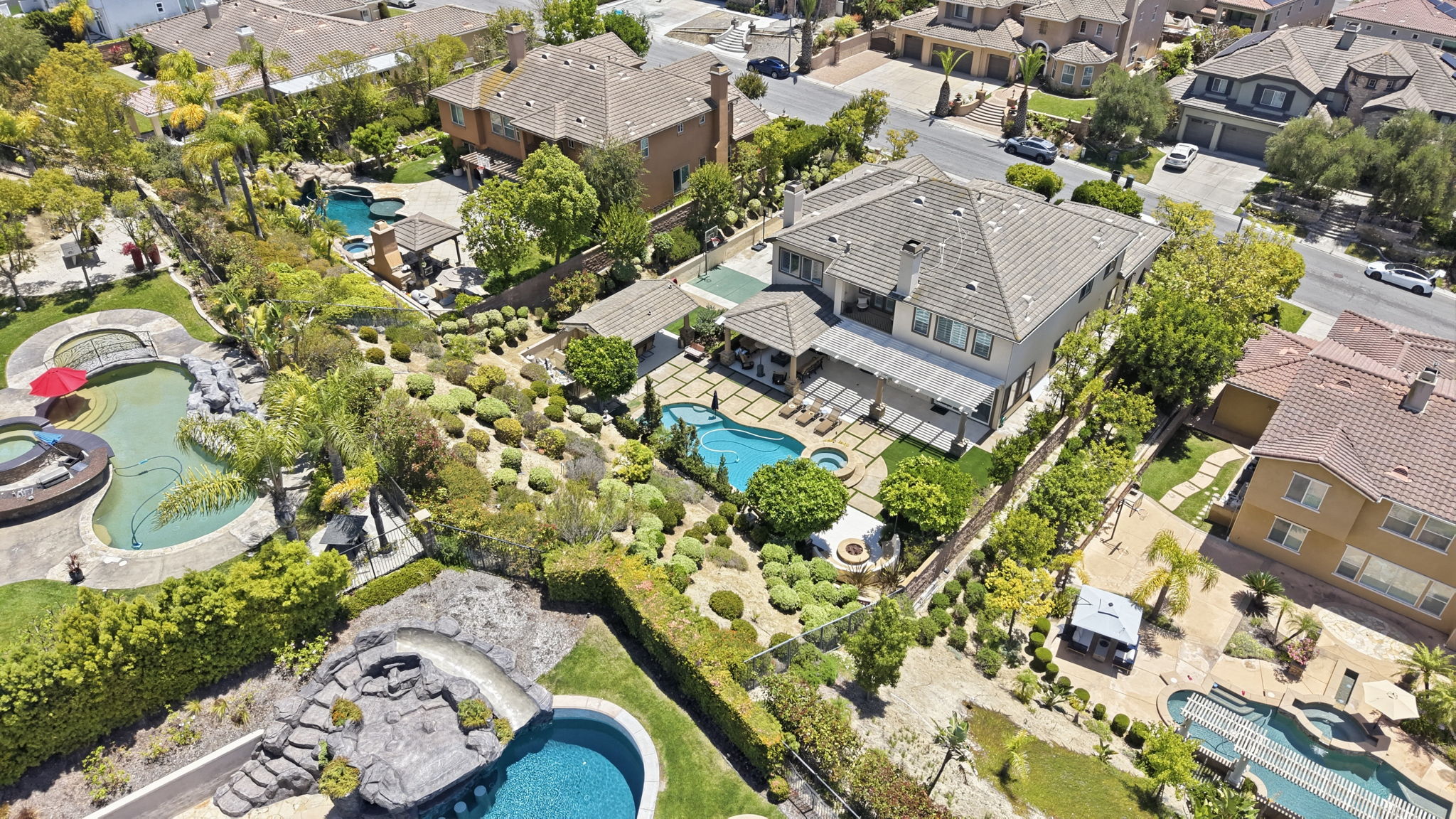  Photo 125