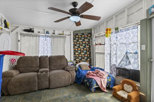  Photo 47