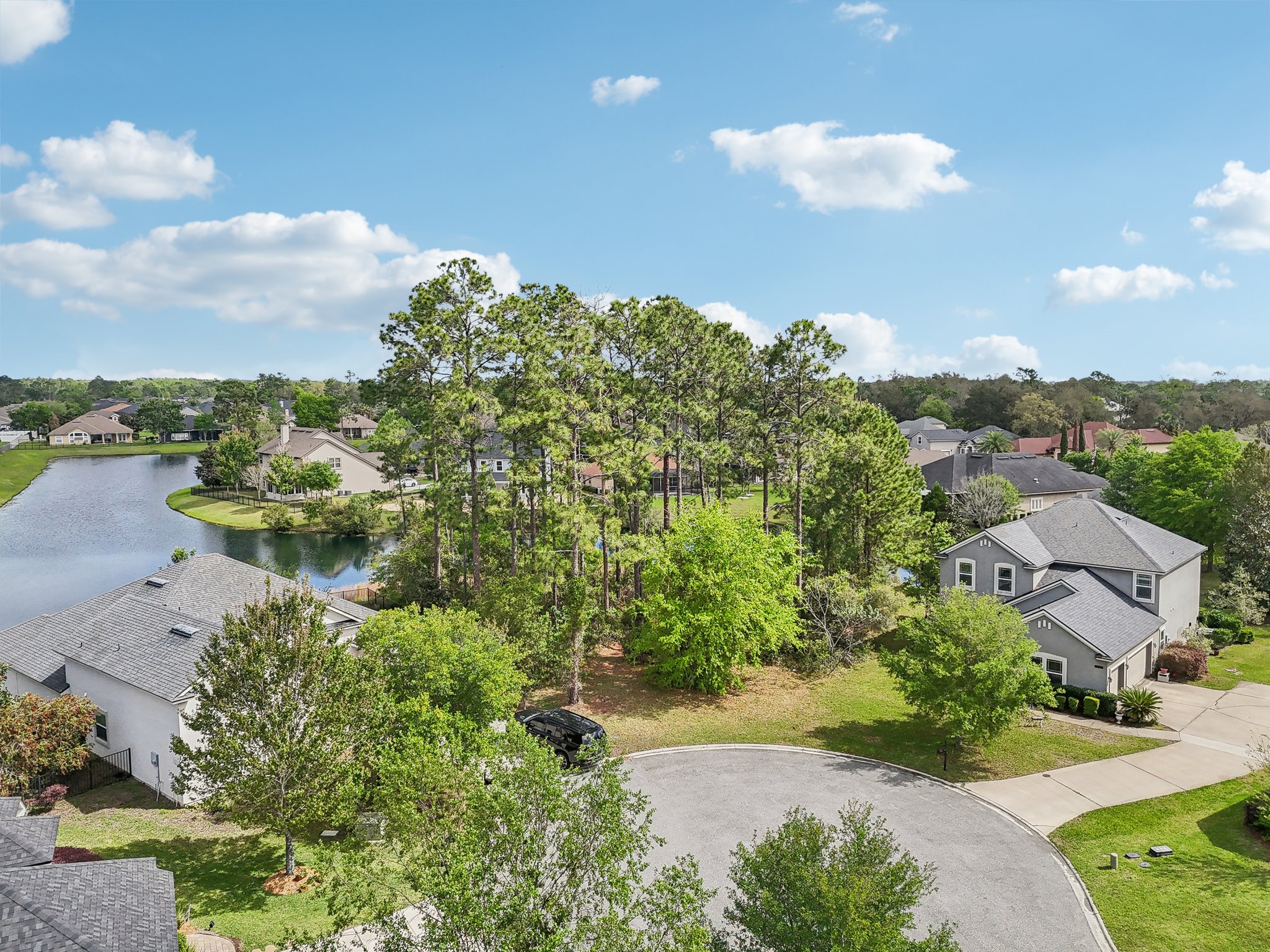 Colonial Dr-05042025-004.jpg