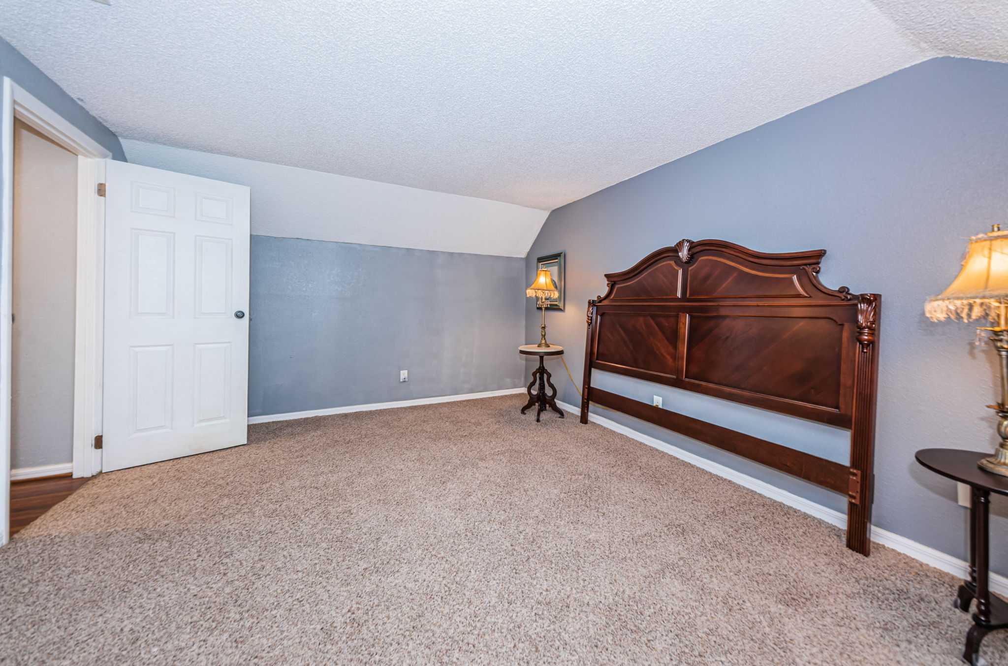 Upper Level Bedroom1a