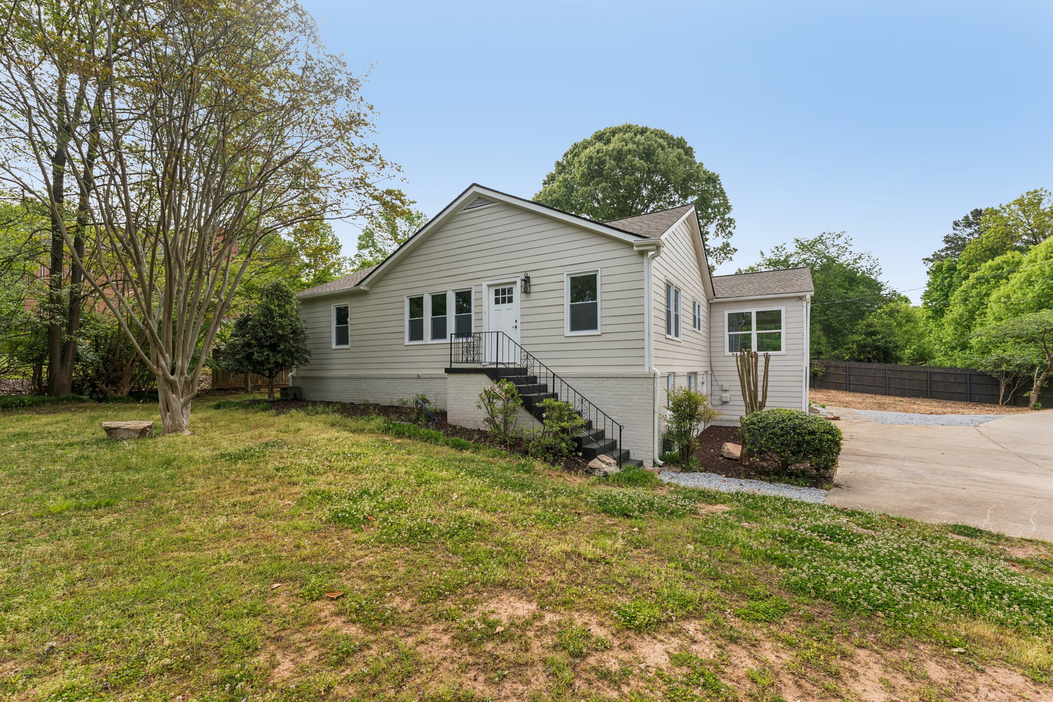 Mount Vernon Rd-S1404-004.jpg