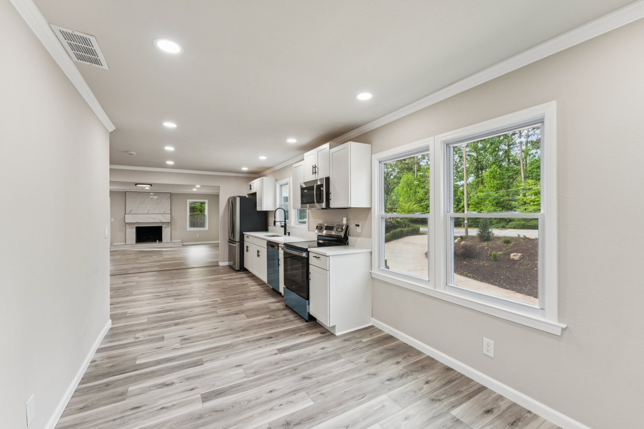 Mount Vernon Rd-S1404-015.jpg