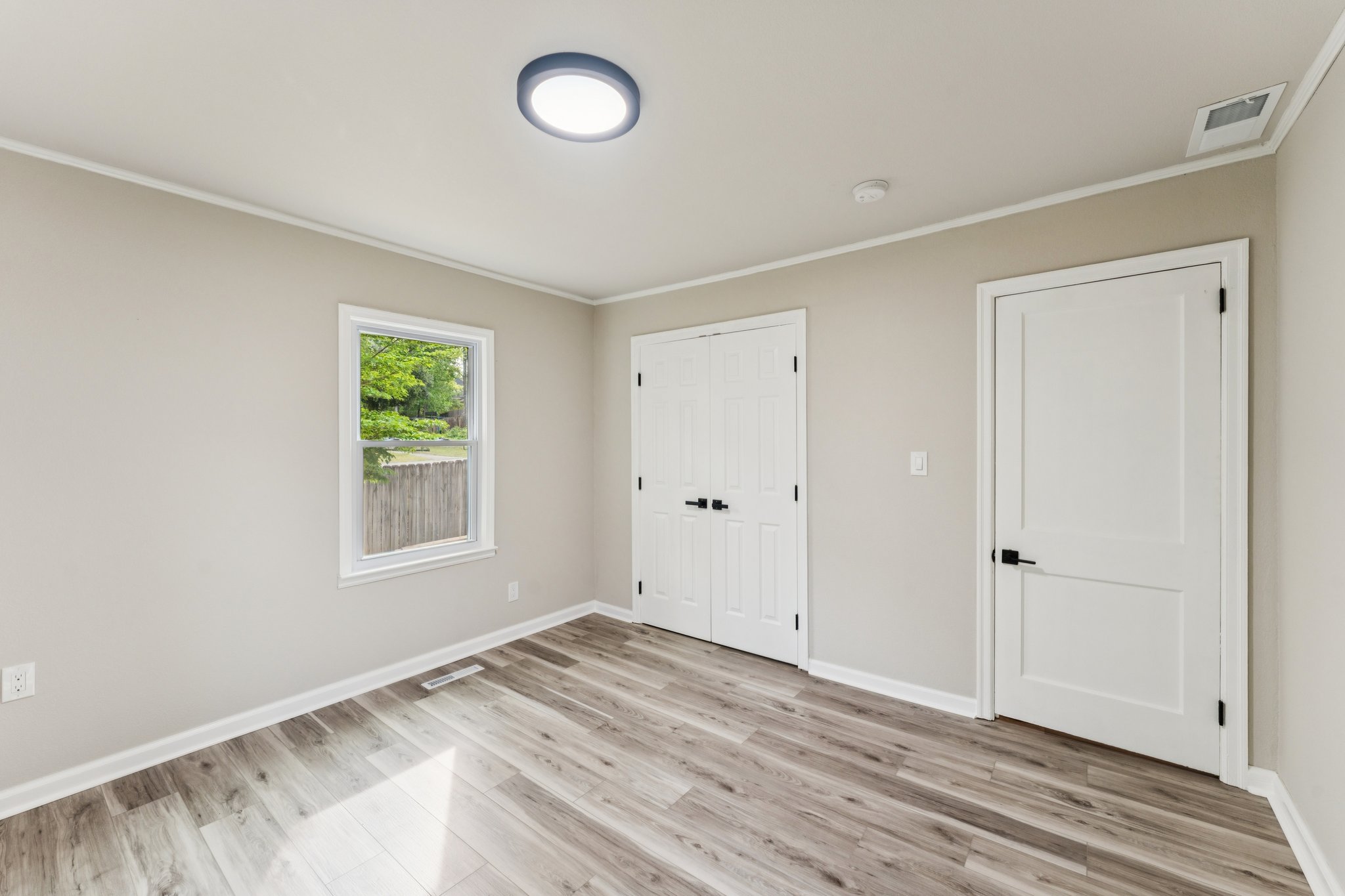 Mount Vernon Rd-S1404-036.jpg