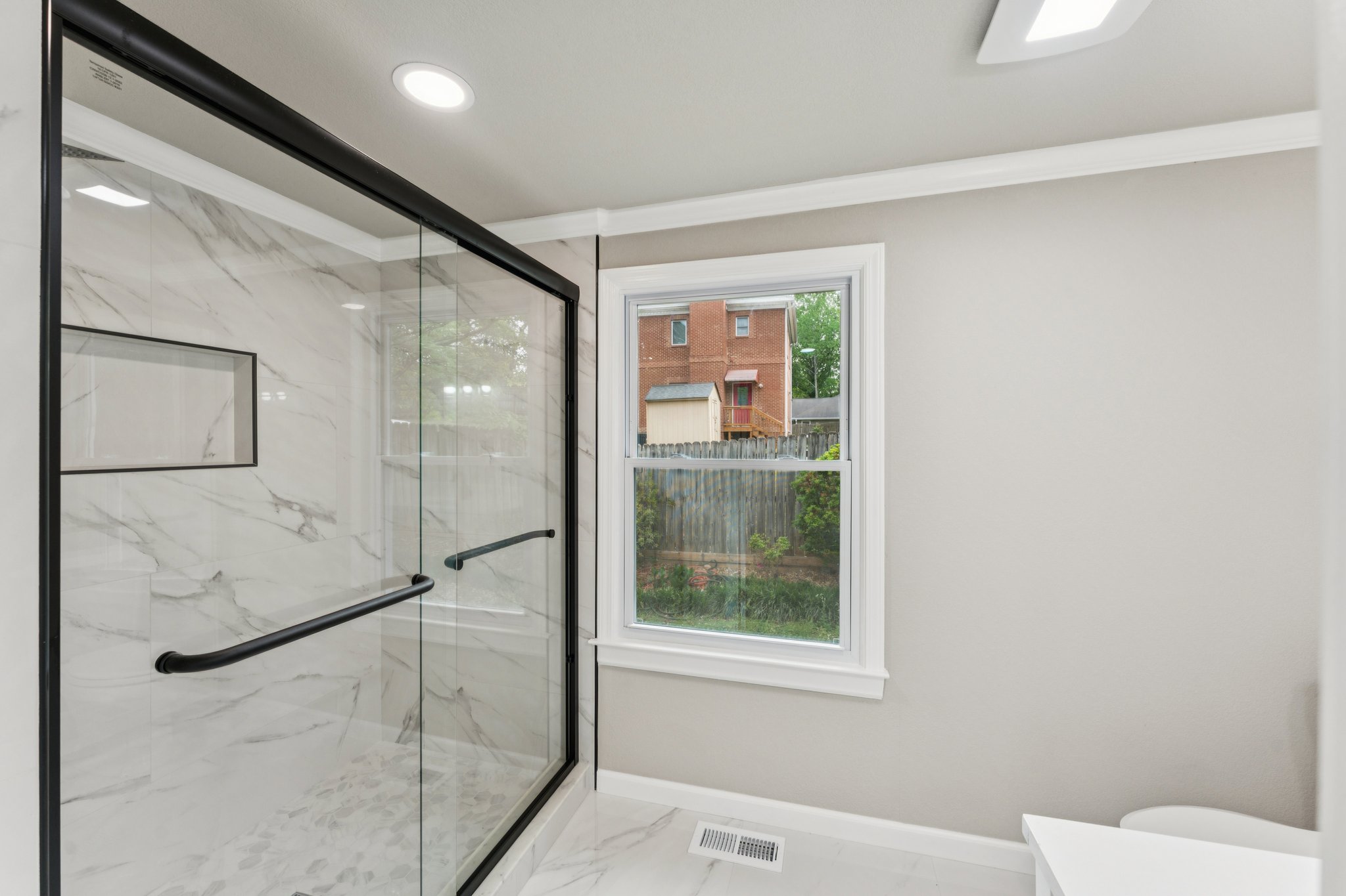 Mount Vernon Rd-S1404-048.jpg