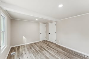 Mount Vernon Rd-S1404-031.jpg