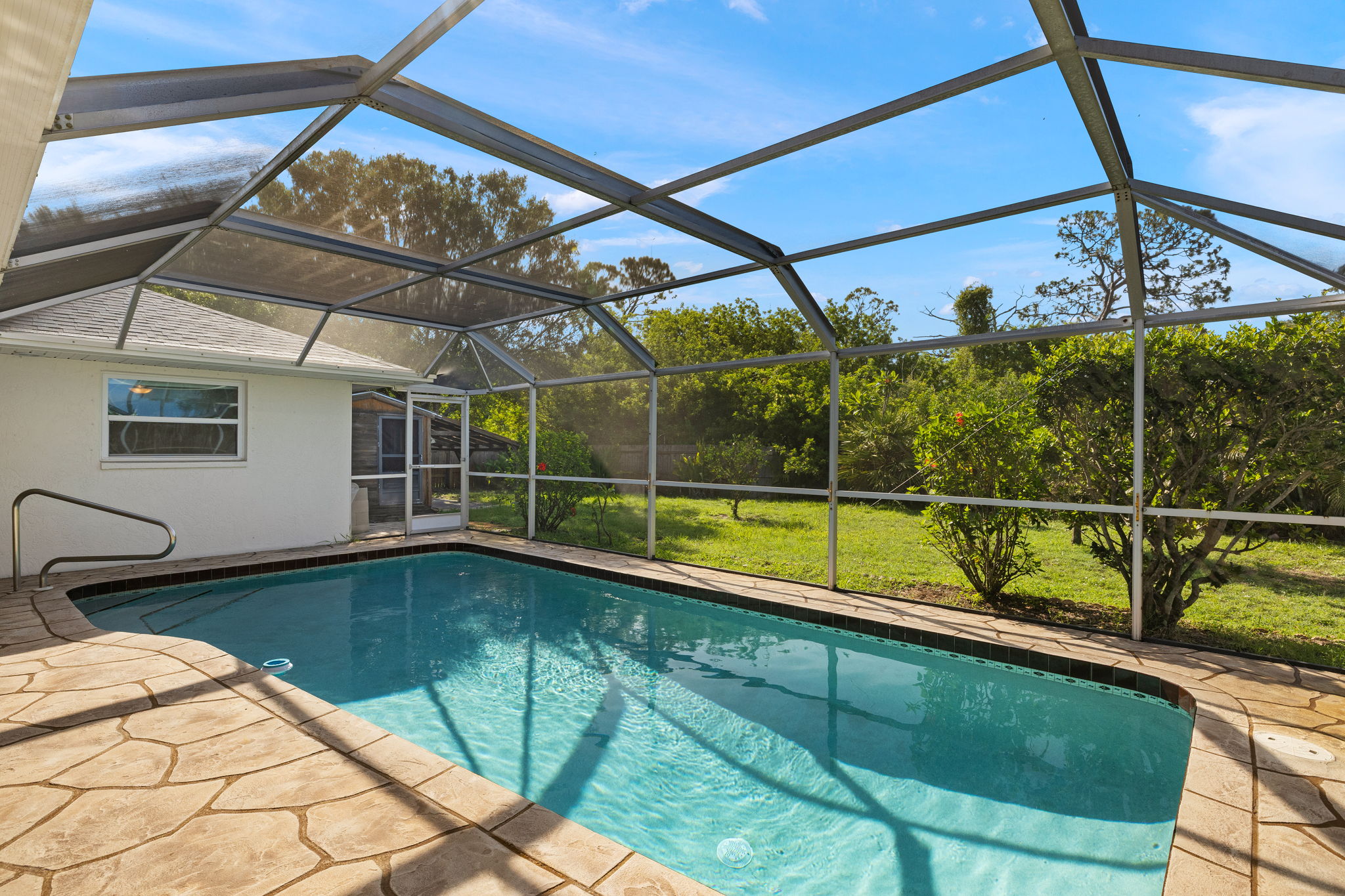 Pool 1 of 2