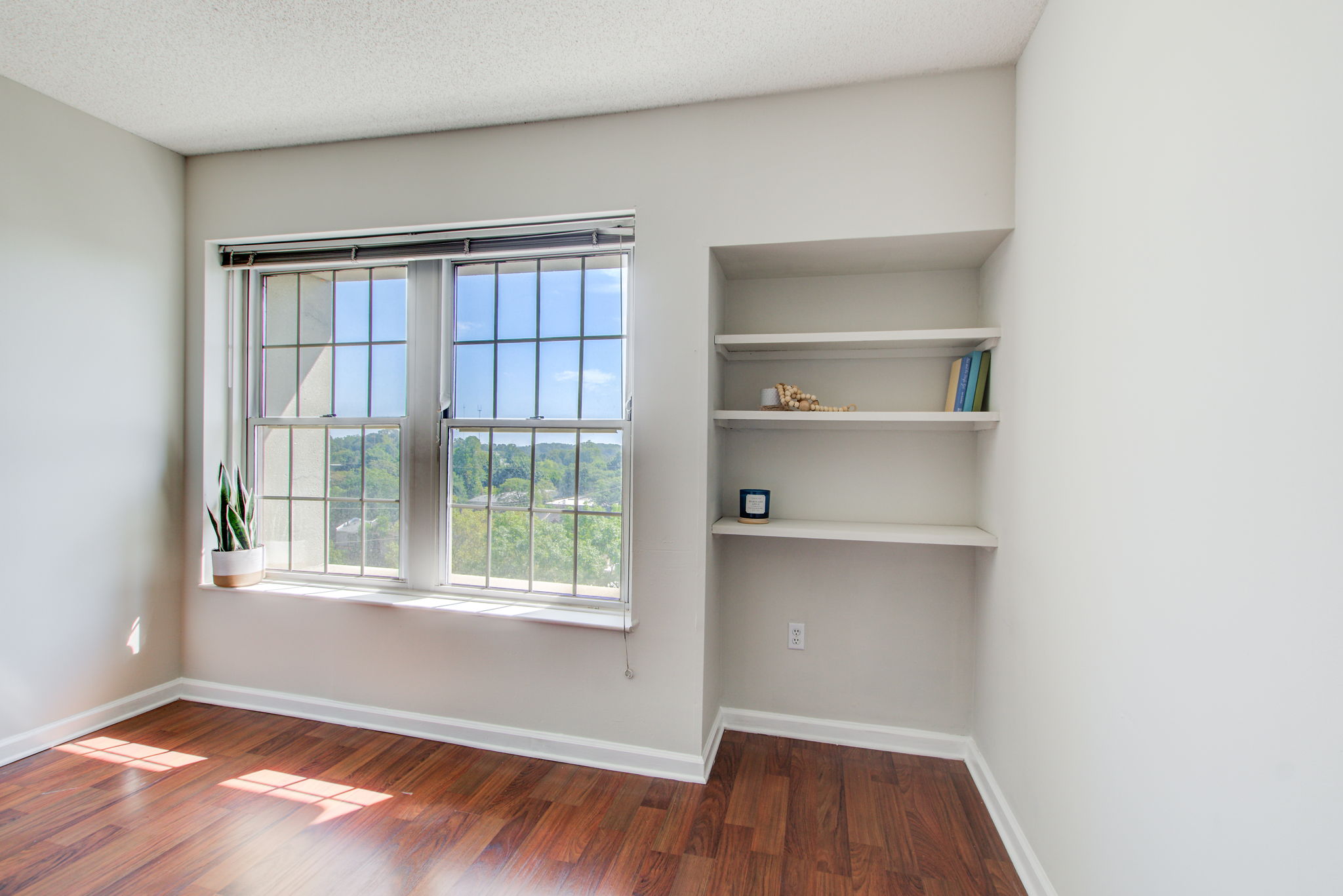 11 Living Room Window + Shelf Detail B