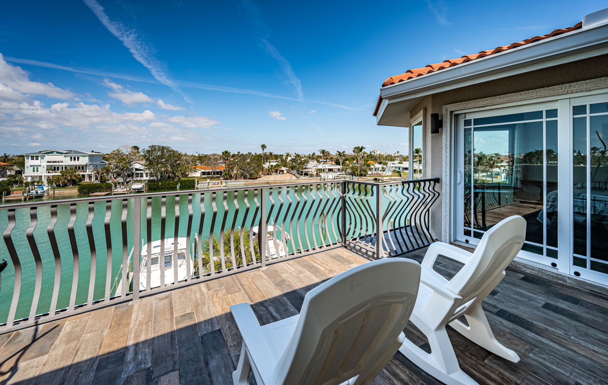 Upper Level Master Bedroom Balcony2