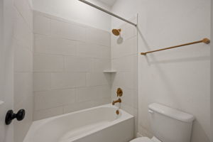  Photo 39
