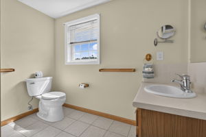  Photo 39