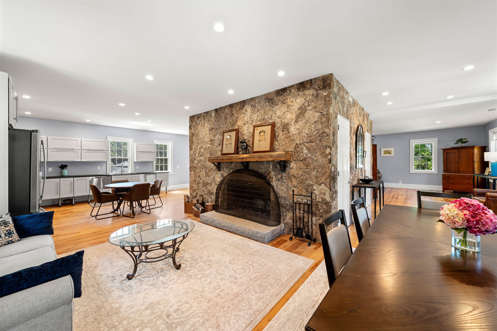 199 Main St, Medway, MA 02053, USA Photo 11