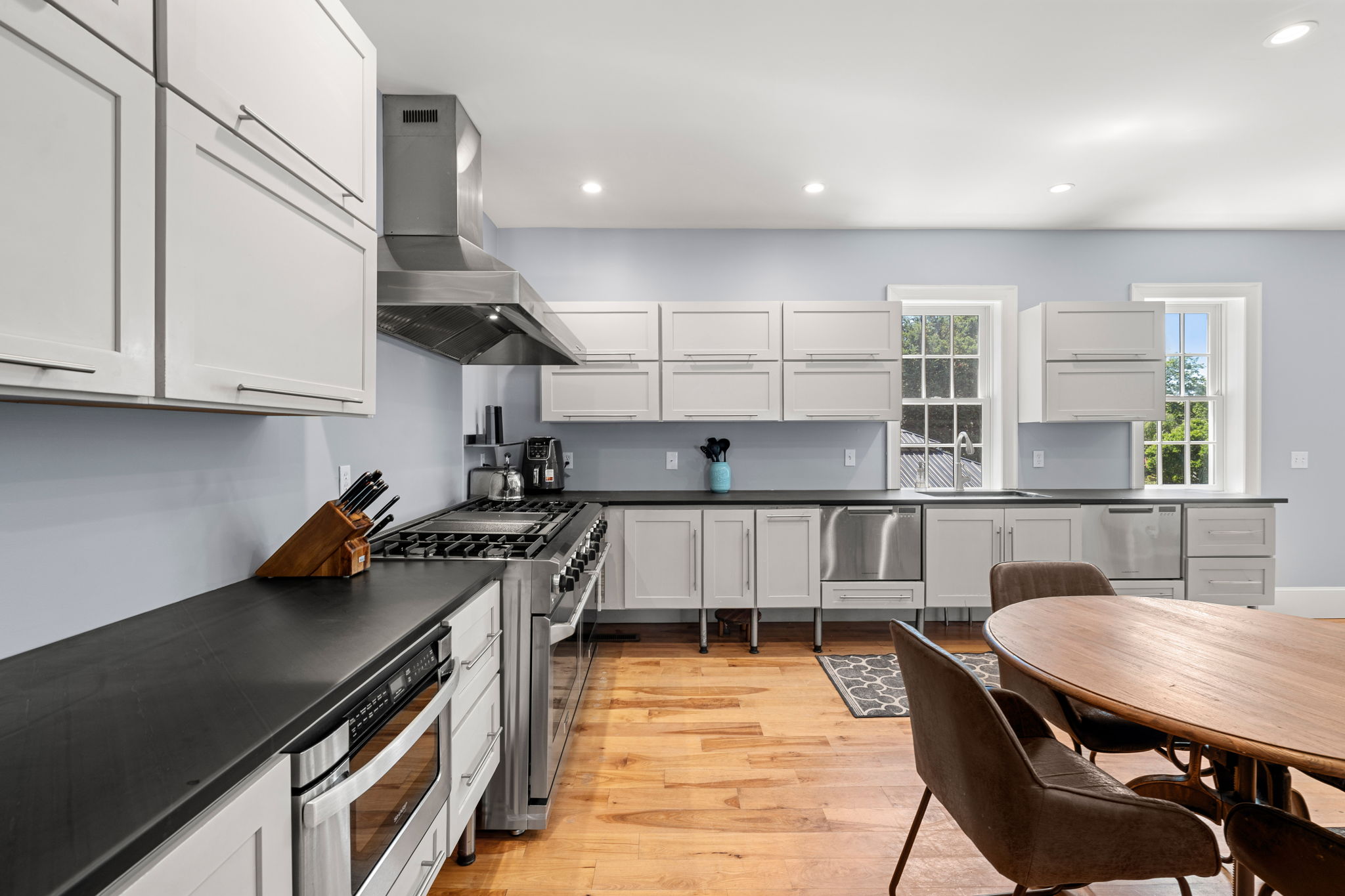 199 Main St, Medway, MA 02053, USA Photo 16